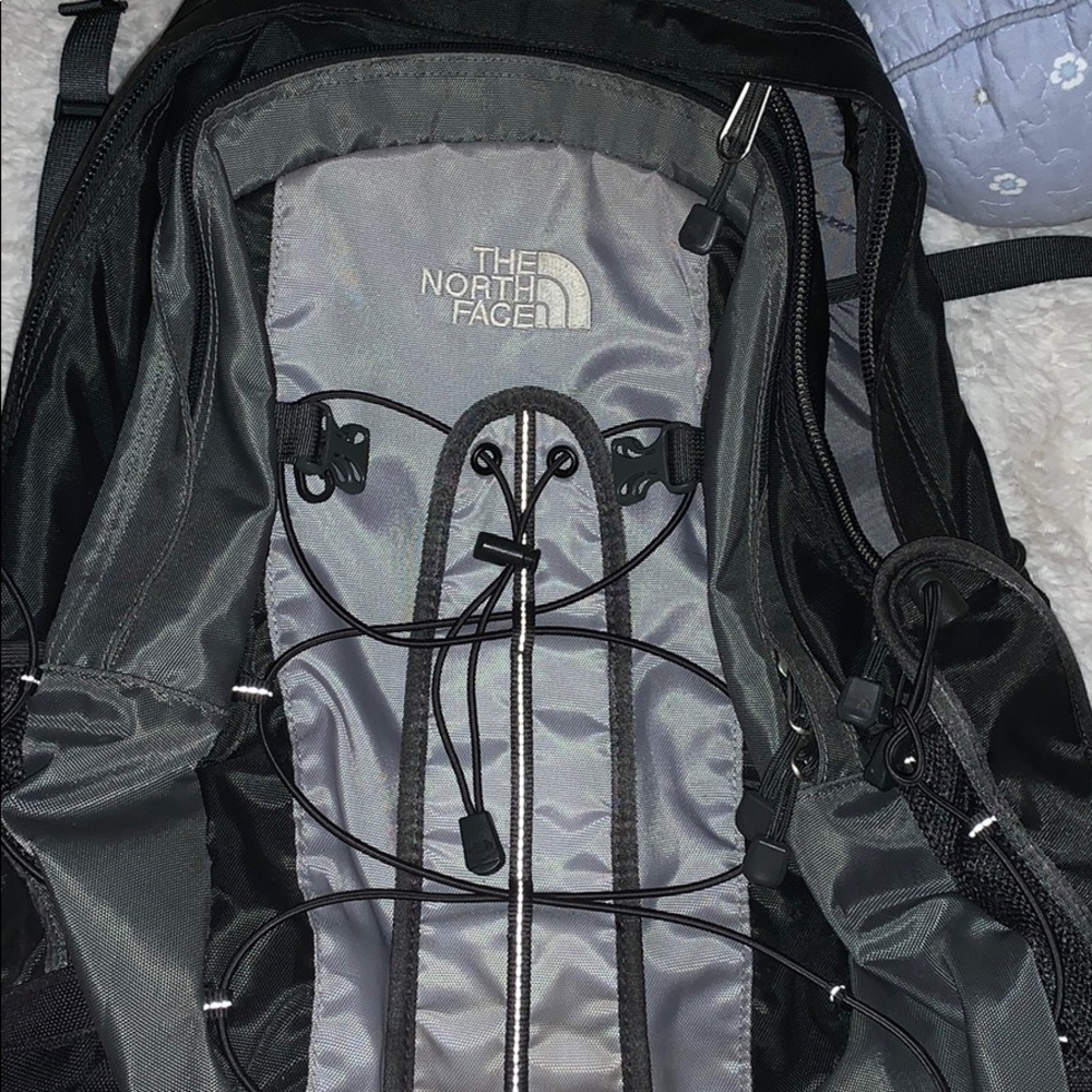 North Face back pack in excellent condition